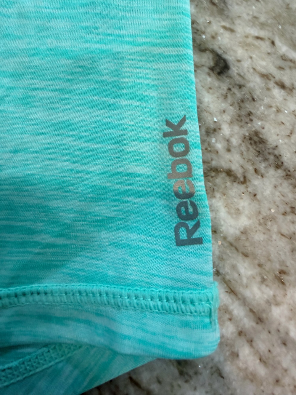 Reebok Mint Green Athletic Tee Womens Small Performance Workout Top - Picture 7 of 9